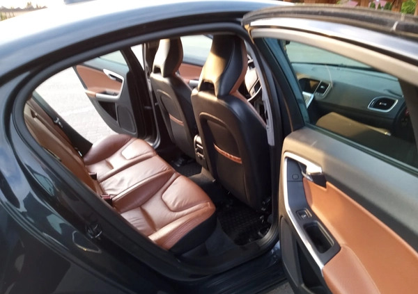 Volvo S60 cena 36000 przebieg: 283000, rok produkcji 2012 z Dęblin małe 781